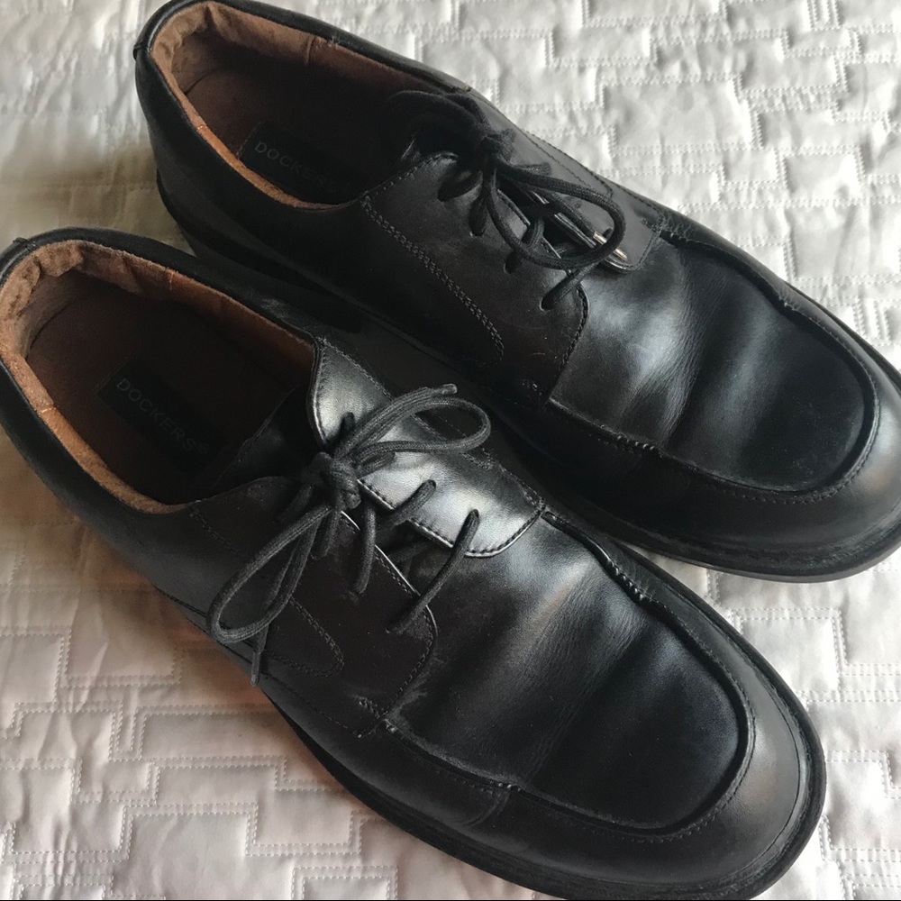 Dockers men’s leather shoes